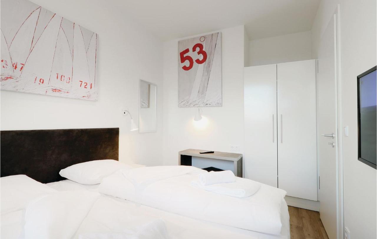 2 Bedroom Cozy Apartment In Luebeck Travemuende מראה חיצוני תמונה